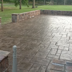concrete Patio and retaining wall 